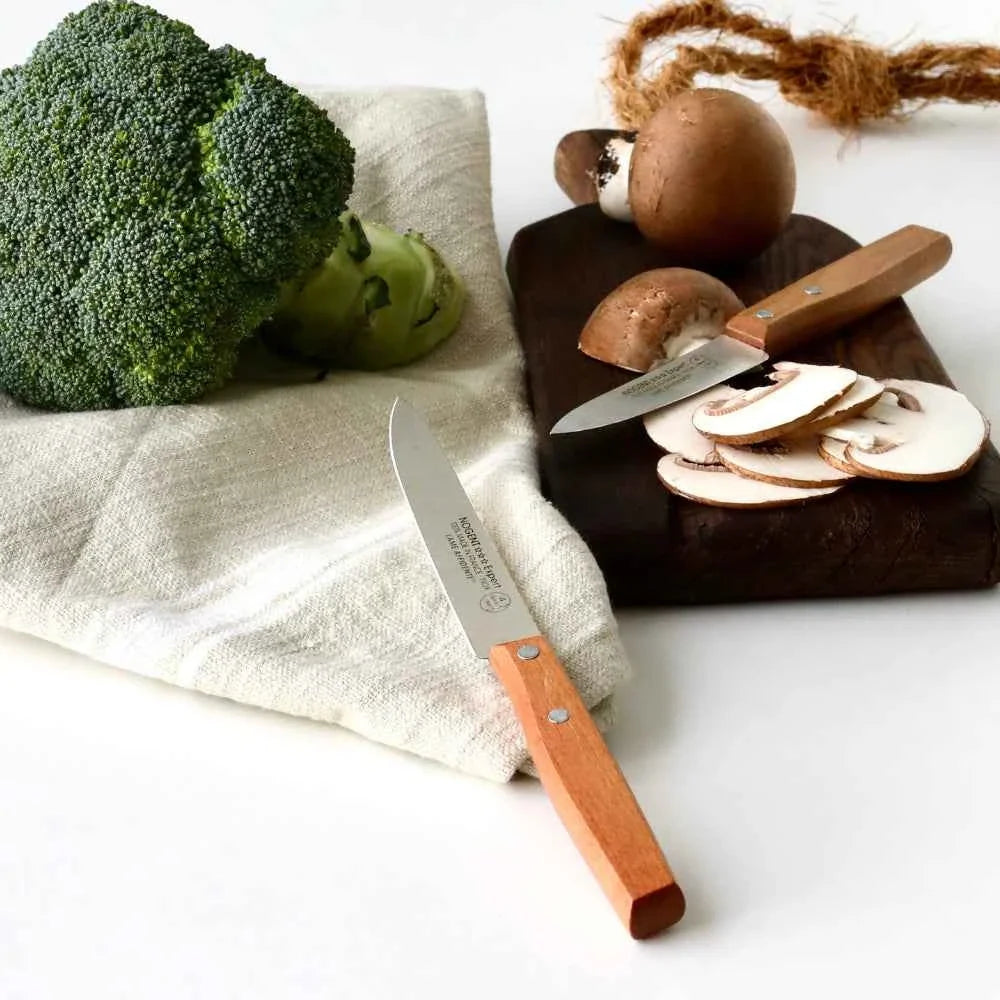 Découvrez nos conseils pour connaître les erreurs à éviter avec vos couteaux de cuisine. 