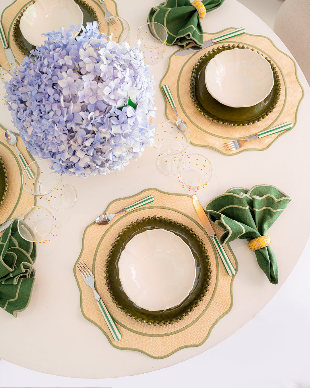 Découvrez nos magnifiques sets de table made in France