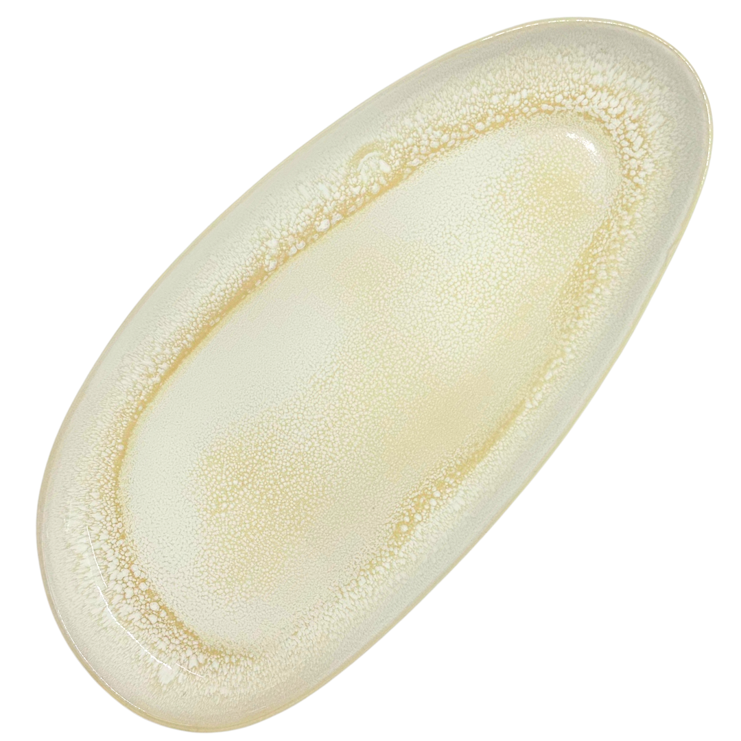 Plat de service oval crème en céramique portugaise - 32 cm