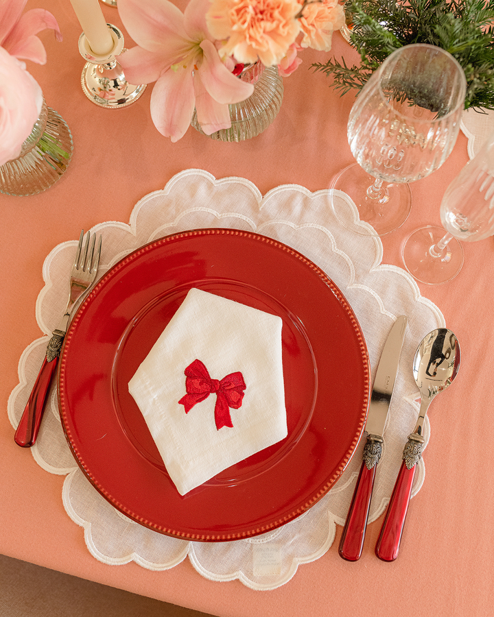 Iris placemat, white on white