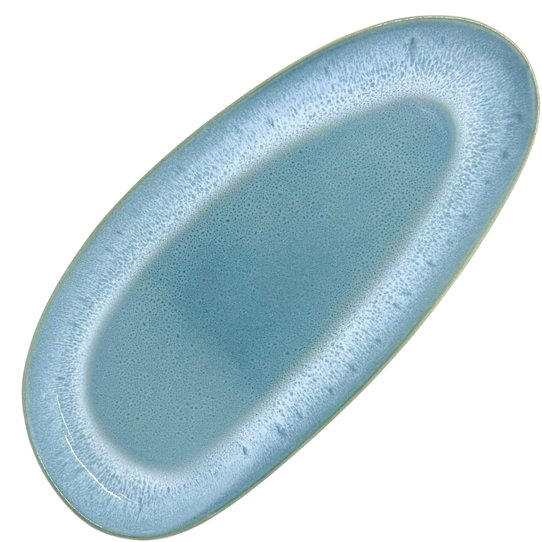 Plat de service oval bleu ciel en céramique portugaise - 32 cm