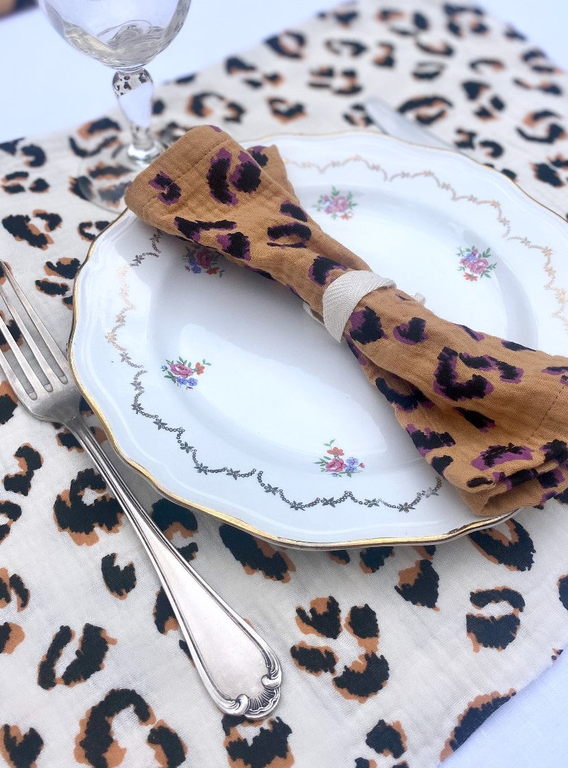 X2 Fauve Ecru Table Set