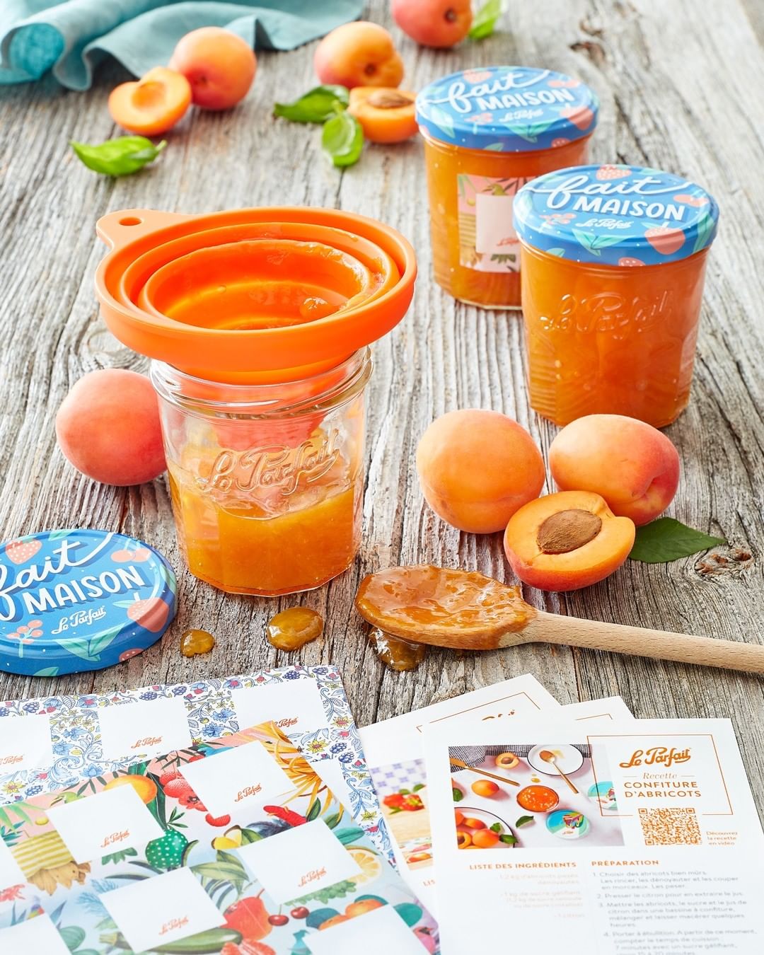 KIT CONFITURIER LE PARFAIT - Confituriers, entonnoir, fiches recettes, étiquettes et abricots !