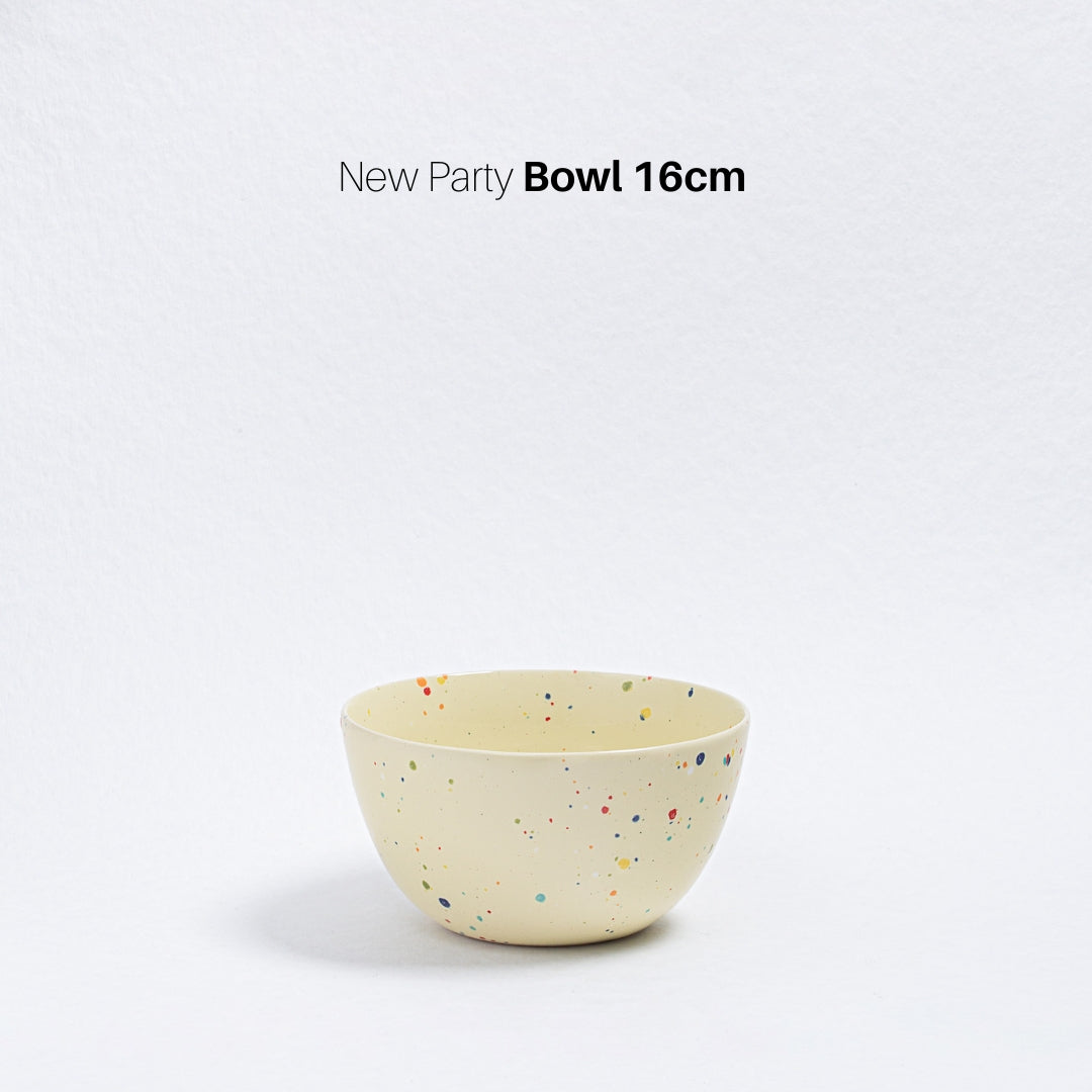 New Party Set 24 Pieces - Egg Back Home