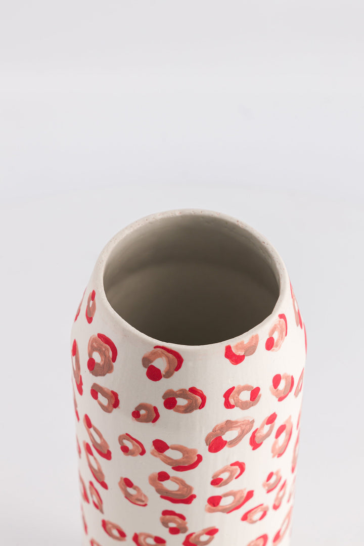 Tall vase with red and pink leopard pattern - ALMA