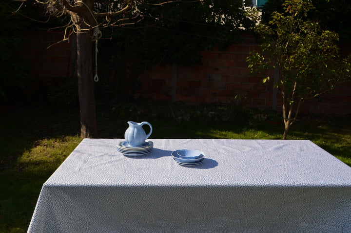 Tablecloth with blue Graou pattern