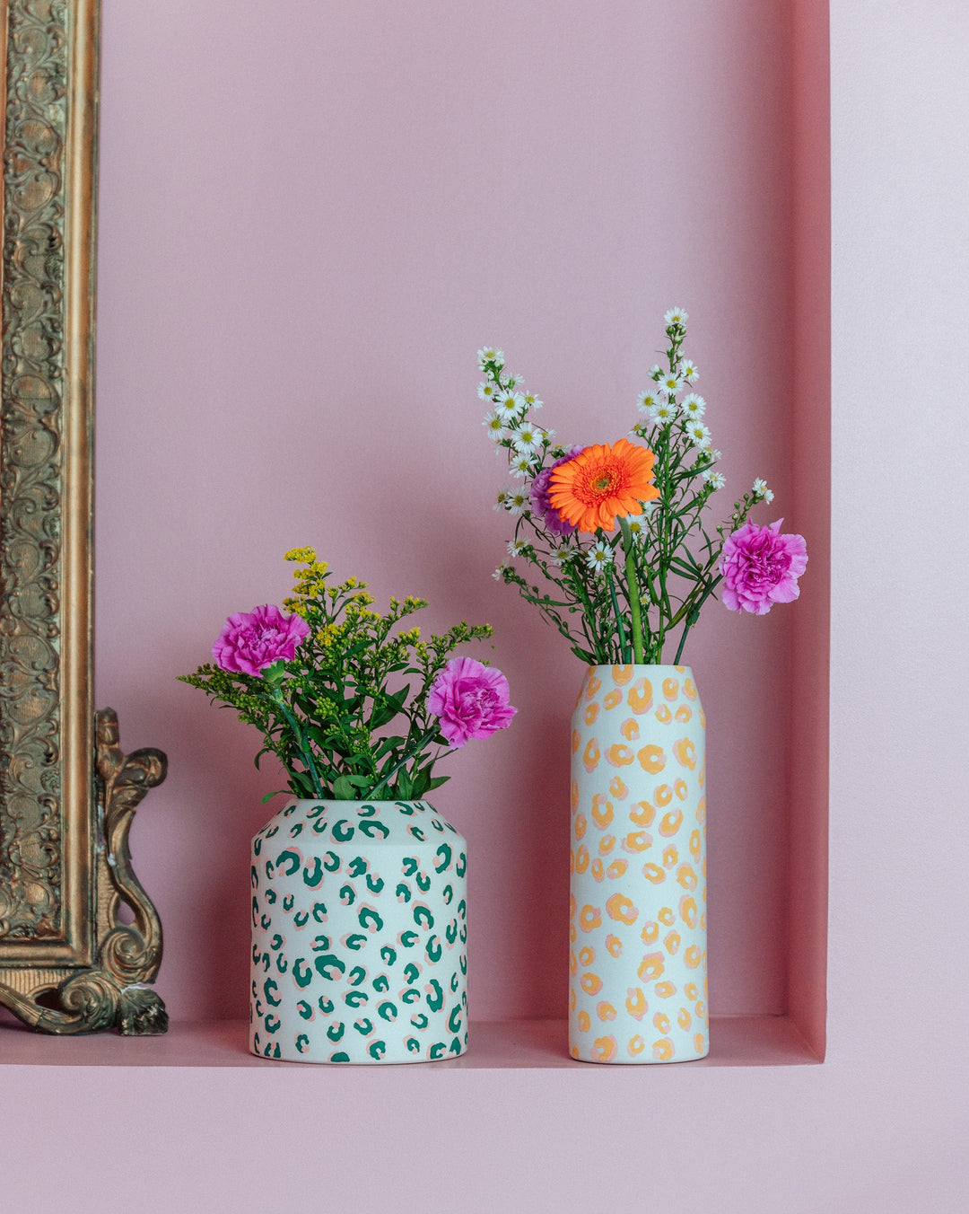 Tall vase with yellow and pink leopard print - ALMA
