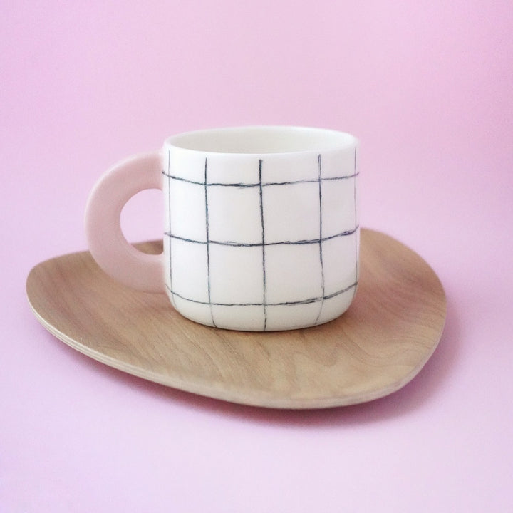 Mug "Grid" (anse rose) Mugs Textura Ceramics