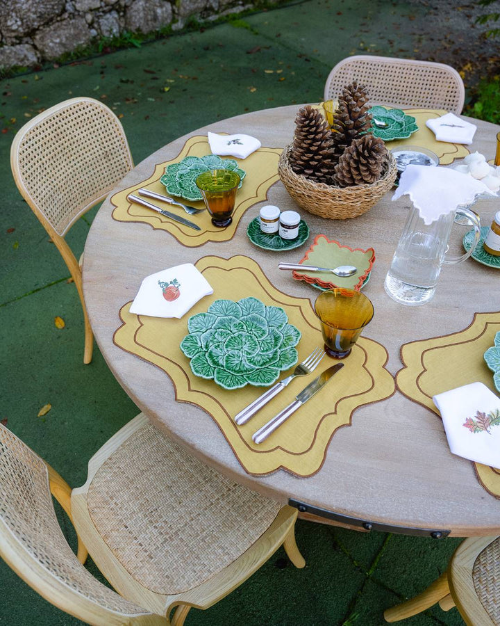 Brisa Placemat, Mustard and Brown Scallop