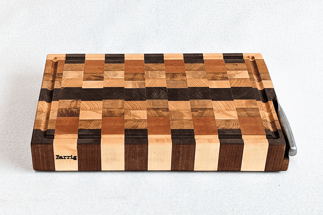 Billot de cuisine artisanal BARRIG avec porte-couteau aimanté – Billot en bois massif made in France