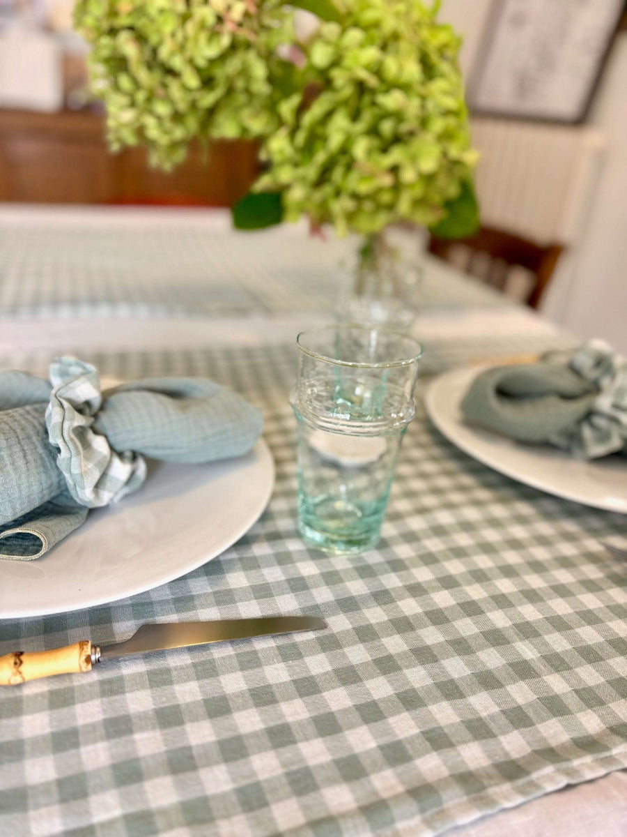 Chemin de table Vichy Vert de Gris – Gaze de coton – 50x150cm