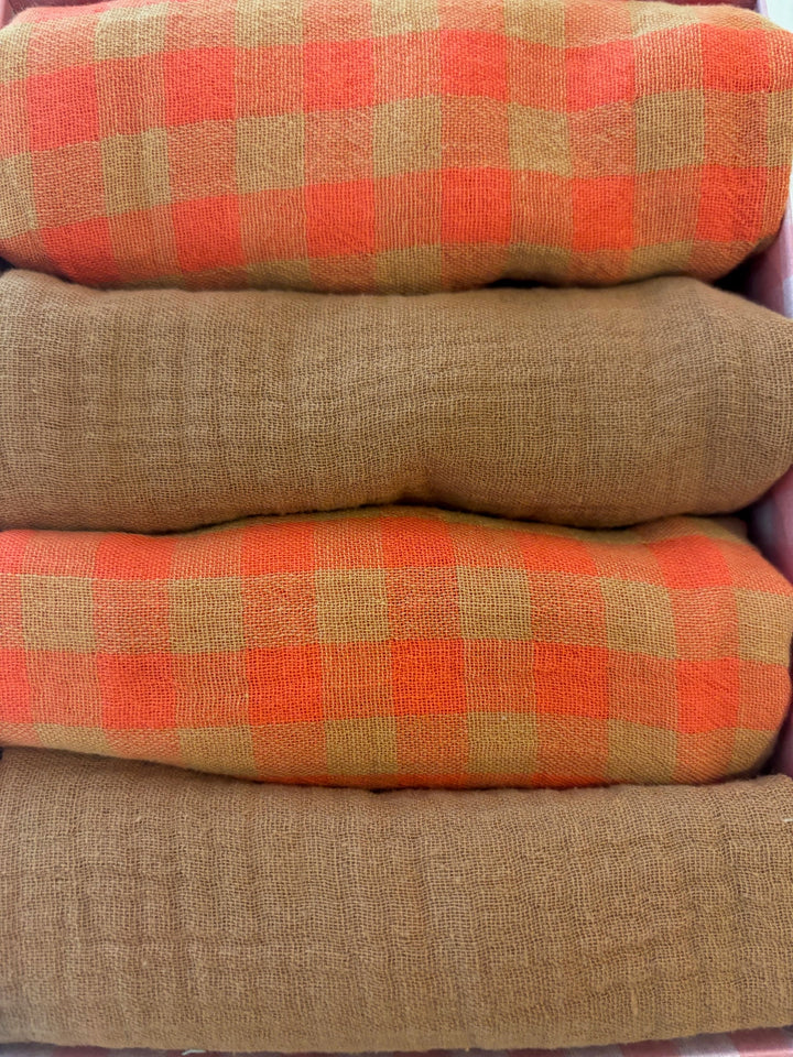 Set of 4 Double Gauze Cotton Napkins – Tangerine & Caramel – 40x40cm