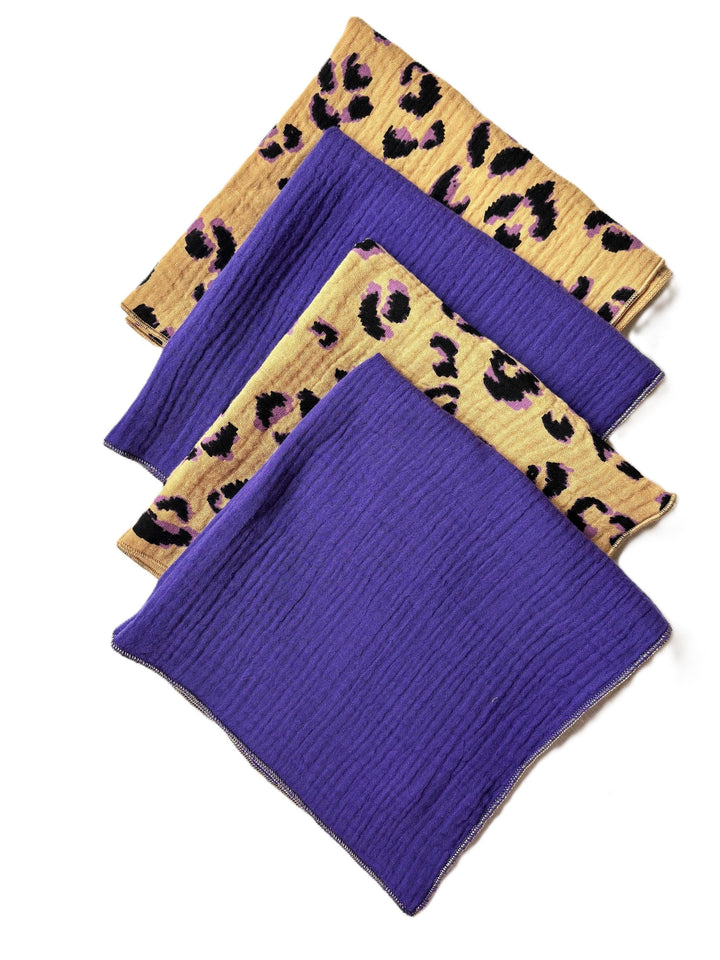 Coffret 4 Serviettes de Table – Gaze de Coton – Leopard Fauve et Violet – 40x40 cm
