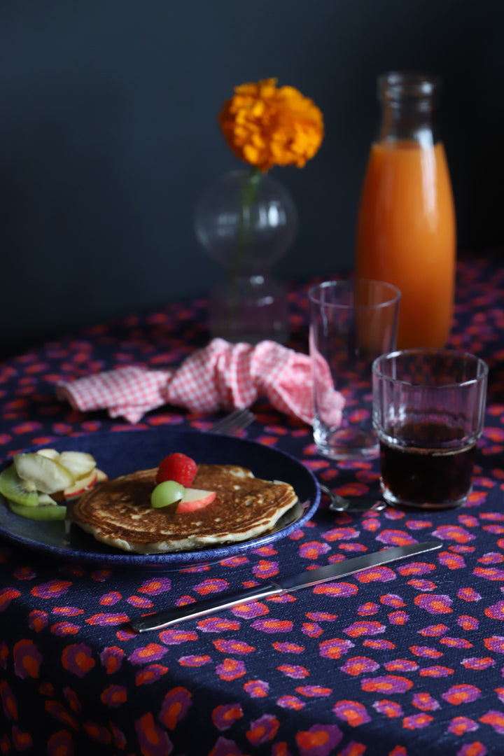 Nappe rectangulaire effet "Blue Jean" et couleurs rose, rouge et violet