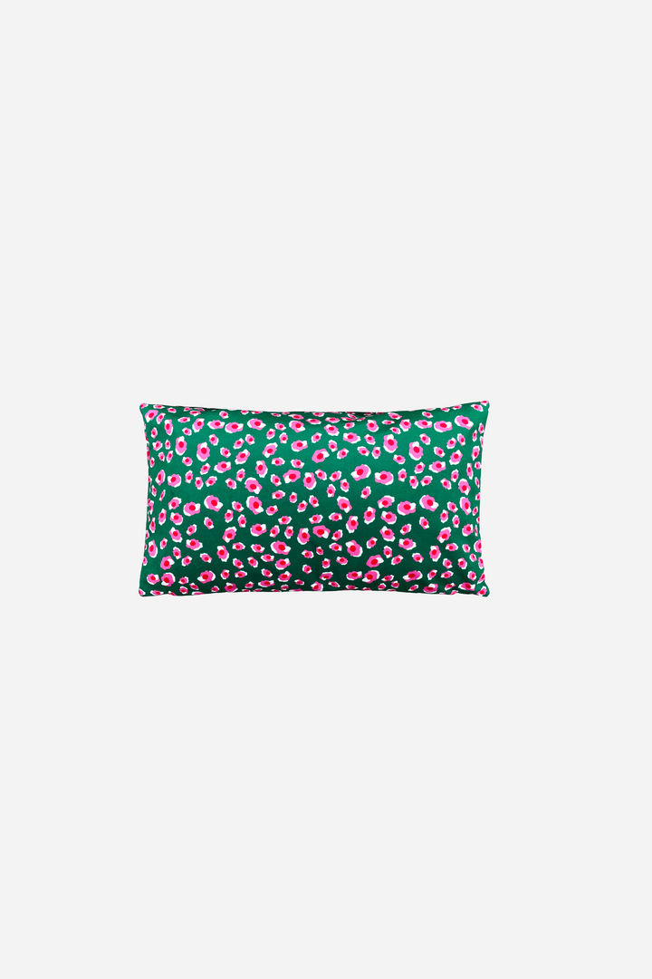 Jeanne - Coussin motif iconique léopard vert en velours