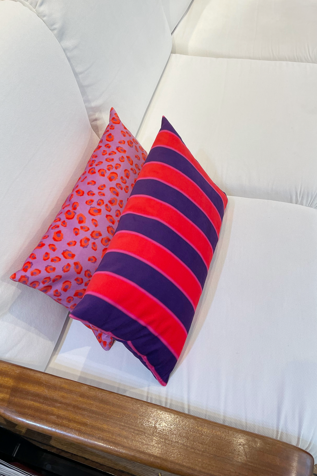 Paul - Suede cushion with velvet effect 30 X 50 cm