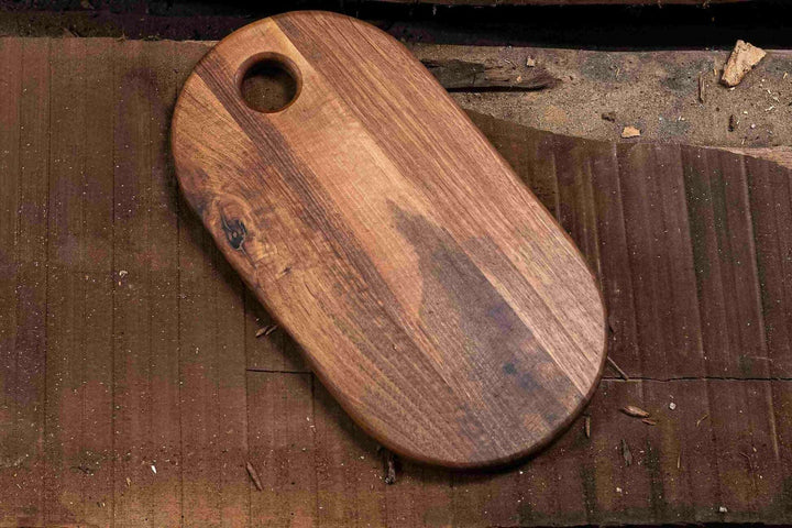 Planche à découper ROZ en bois massif artisanal made in France