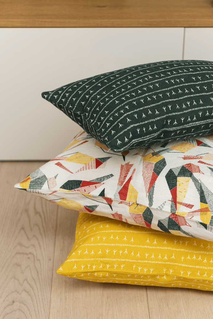 Housse de coussin lin 30x50 - Motif ARRASTA PÉ couleur jaune ABACAXI