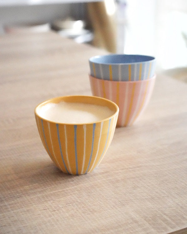 Tasse "Yellow Striped"