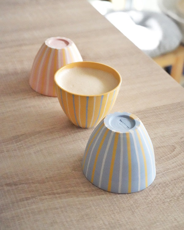 Tasse "Yellow Striped"