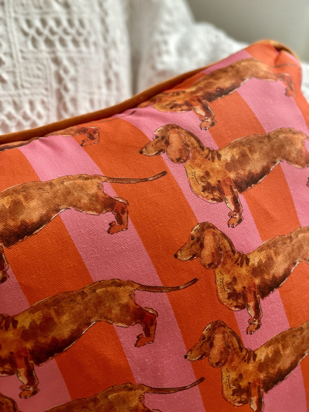 Housse de coussin mat - teckels - rayures roses et oranges