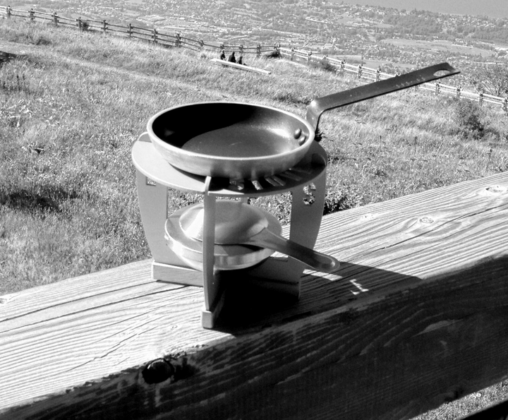 Original Apéro Cheese: the individual portable raclette service