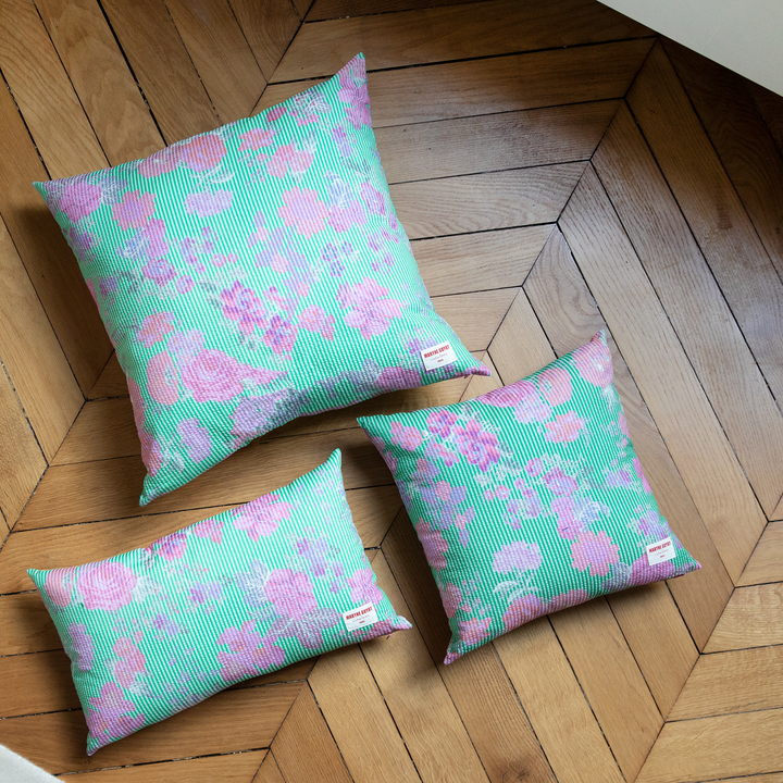 Green and pink Moldavian flower pattern cushion - GISÈLE