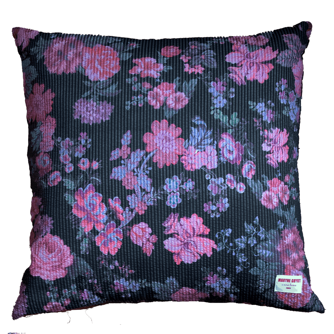 Coussin noir aux fleurs rose - ALMA Coussin Maryne Guyot créations