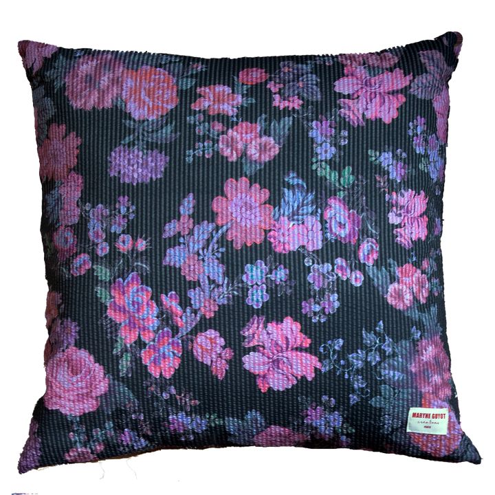 Black cushion with pink flowers - ALMA