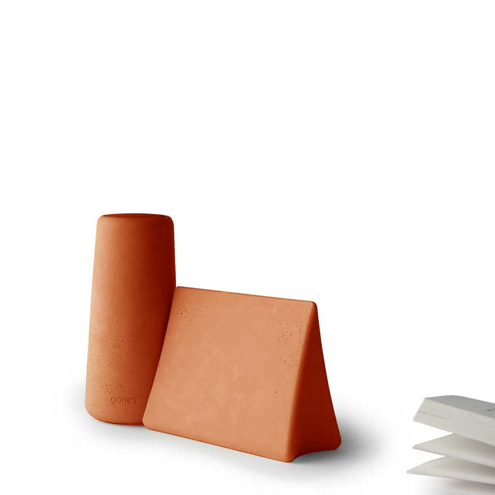 Lampe à poser en béton terracotta - Phare Lampes Gone's