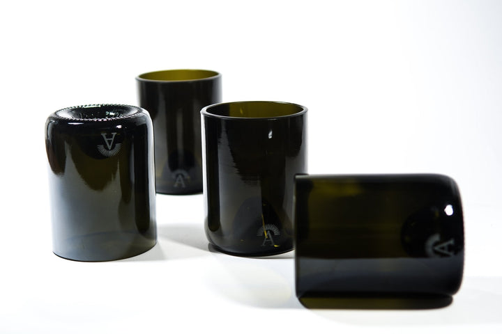 Ensemble carafe et 6 verres noirs (finition satinée)