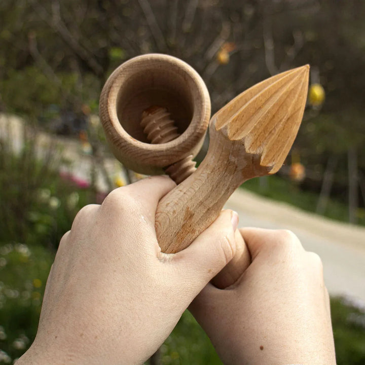 Elegant Kitchen Accessory: Personalized Beech Wood Citrus Slicer with Expert Lemon Wedge Preparation